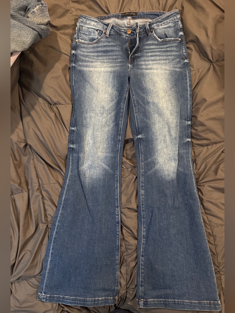 Risen Flared Jeans - Blue Wash